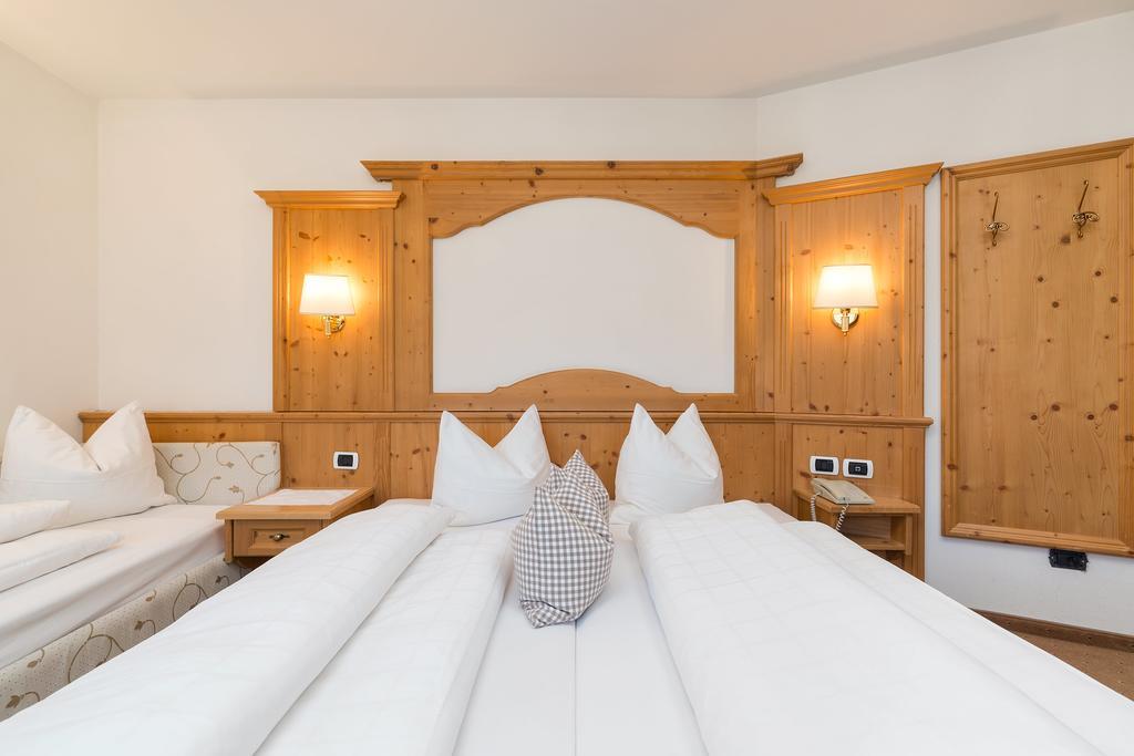 Hotel Bel Sit Корвара-ин-Бадия Экстерьер фото