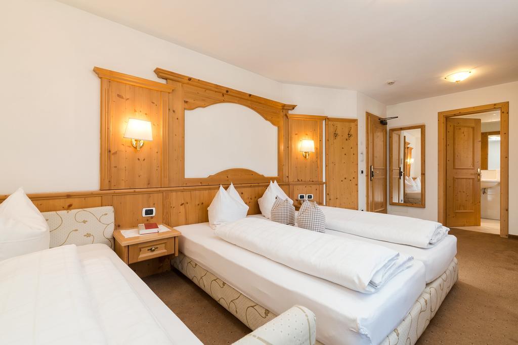Hotel Bel Sit Корвара-ин-Бадия Экстерьер фото